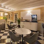 Maison | Esperienze Отель 4*