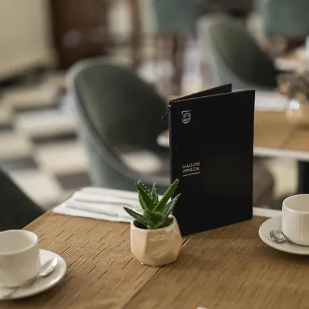 Maison | Esperienze 4*
