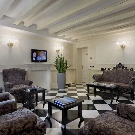 Maison | Esperienze Hotel 4*
