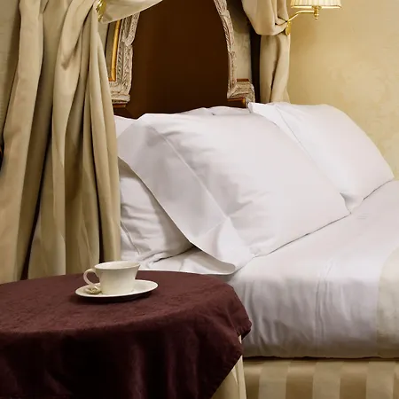 Hotel Maison | Esperienze 4*