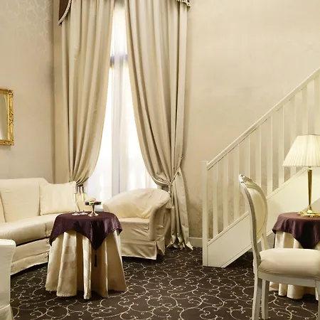 Maison | Esperienze Hotel 4*