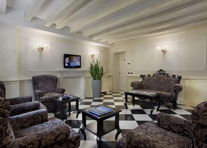 Maison | Esperienze Hotel 4*