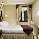 Maison | Esperienze 4* Benátky