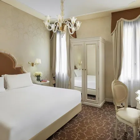 Maison | Esperienze Hotel 4*