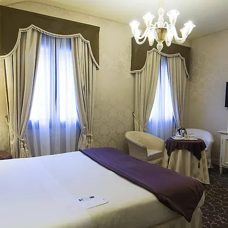 Maison | Esperienze Hotel 4*