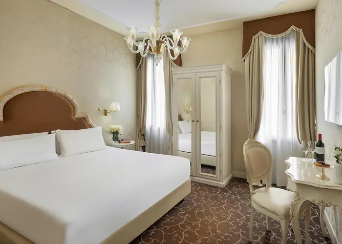 Maison | Esperienze Hotel 4*