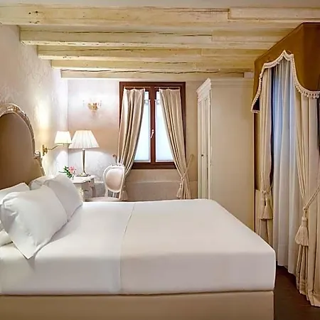 Maison | Esperienze 4*
