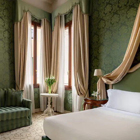 Maison | Esperienze Hotel 4*
