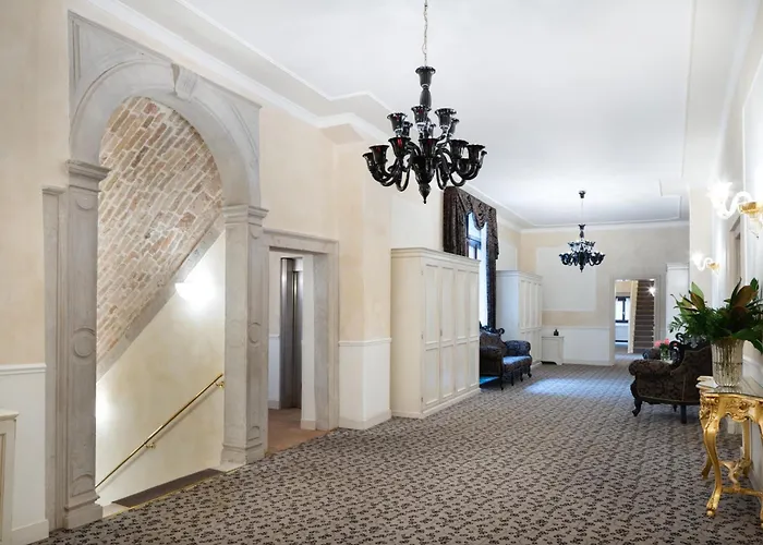 מלון Maison | Esperienze 4*