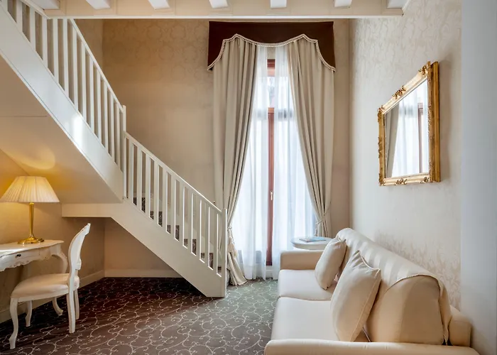 מלון Maison | Esperienze